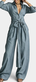 Combinaison large Mahaute Alethea avec col chemise et taille nouée, pantalon fluide pour un style élégant et confortable.