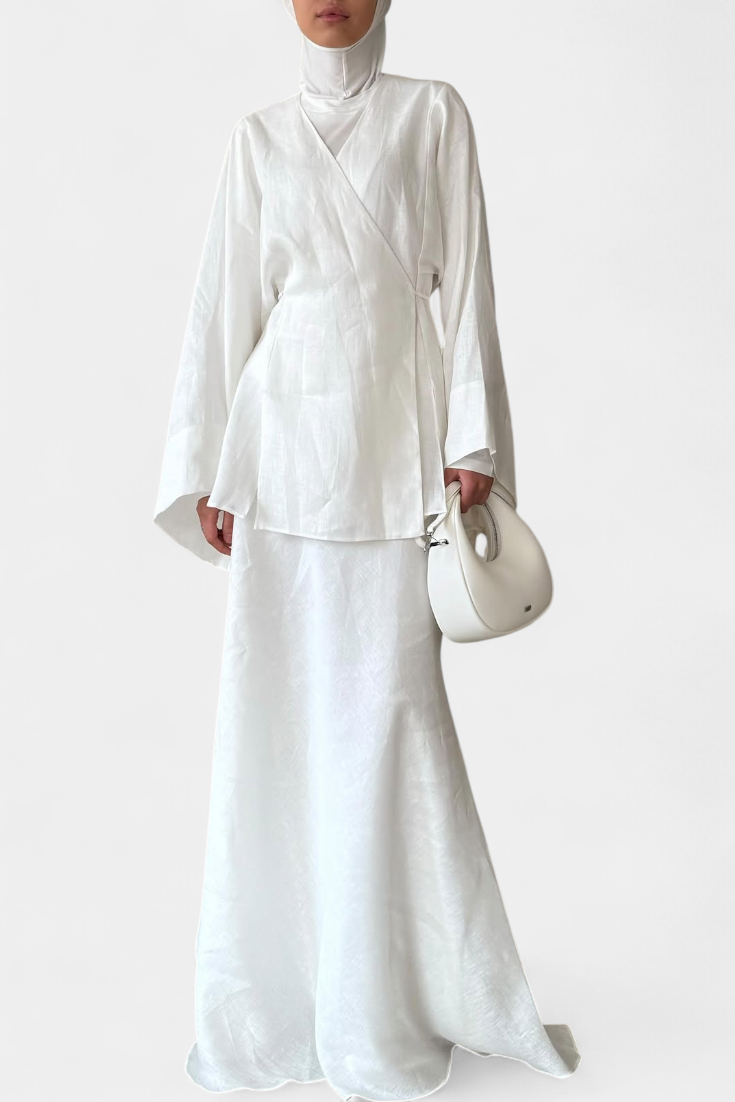 Zelda Ensemble avec Chemise à Décolleté en V et Jupe Fendue