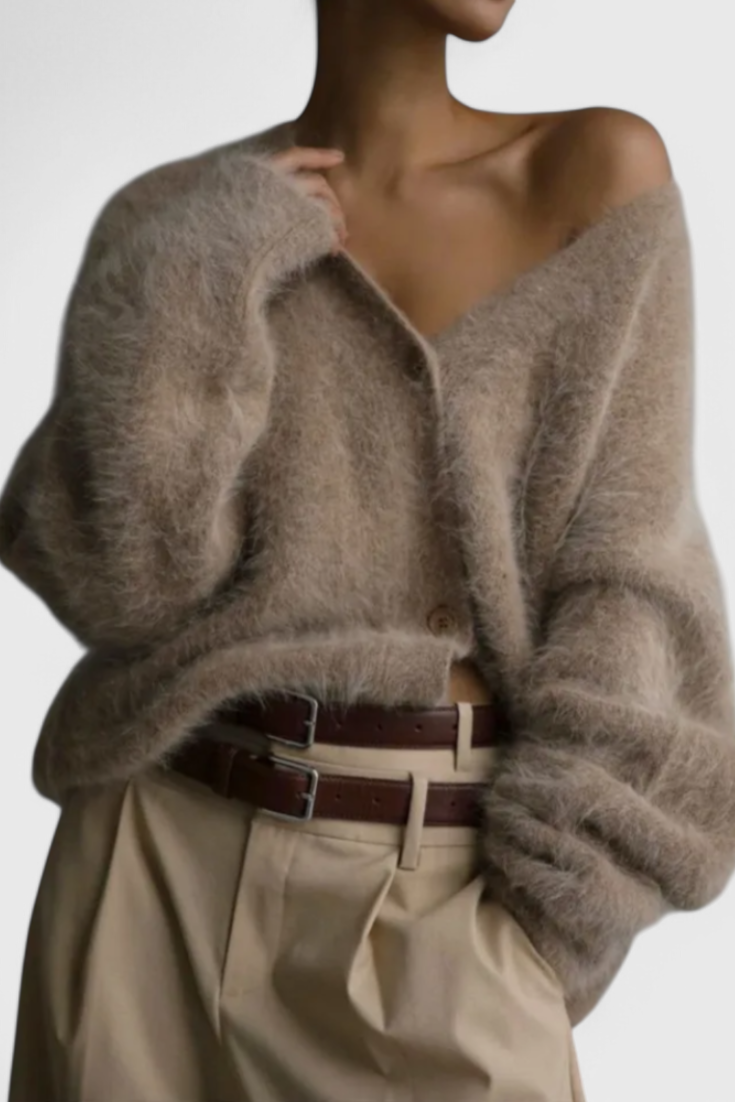 Daniela Cardigan en Cachemire Doux et Intemporel