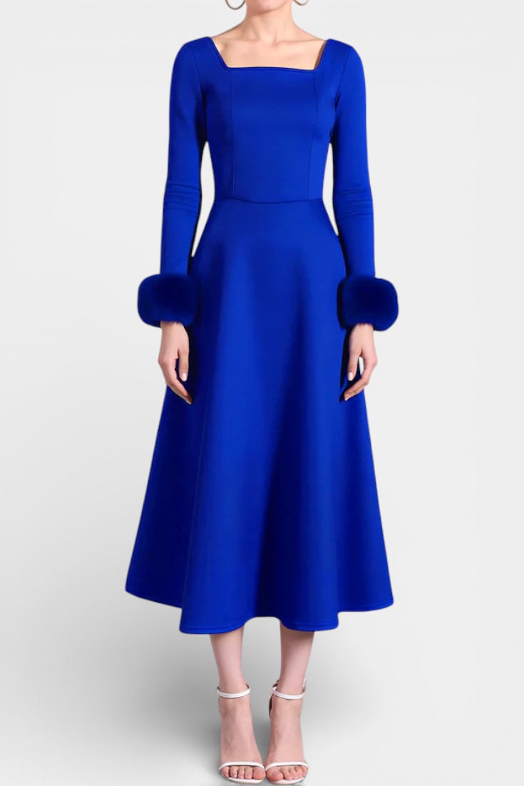 Alicia Robe Évasée à Encolure Carrée et Manches Patchwork en Fausse Fourrure