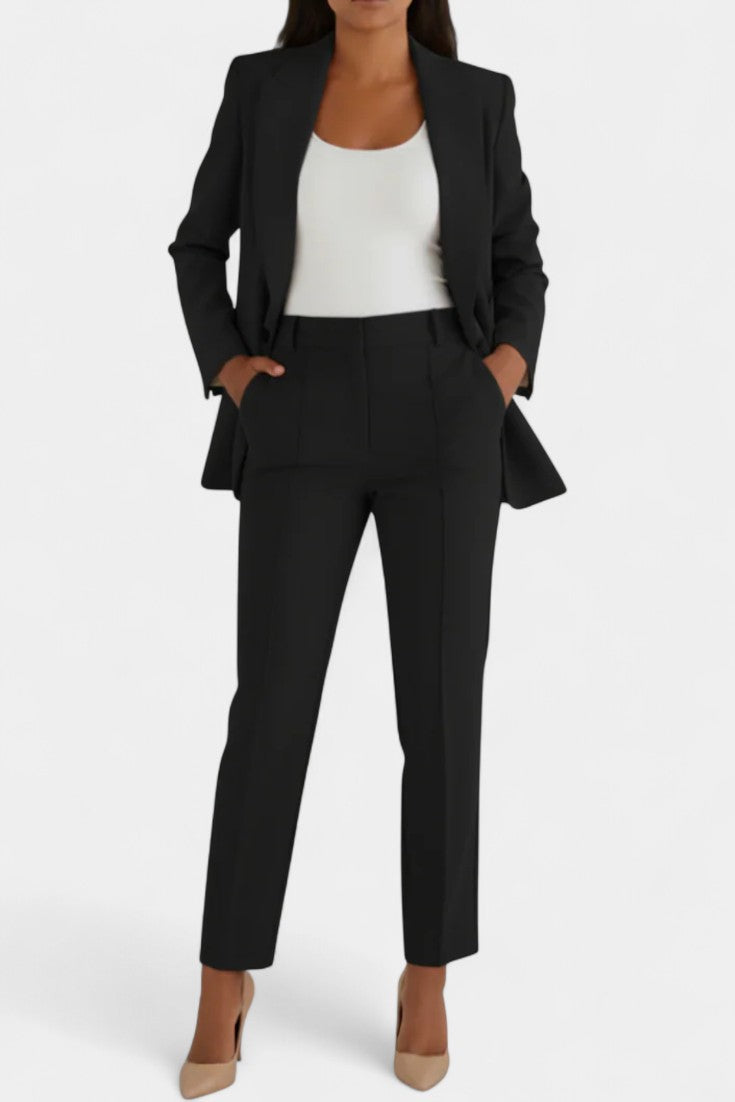 Kaia Ensemble Deux Pièces à Coupe Ajustée et Tissu Doux