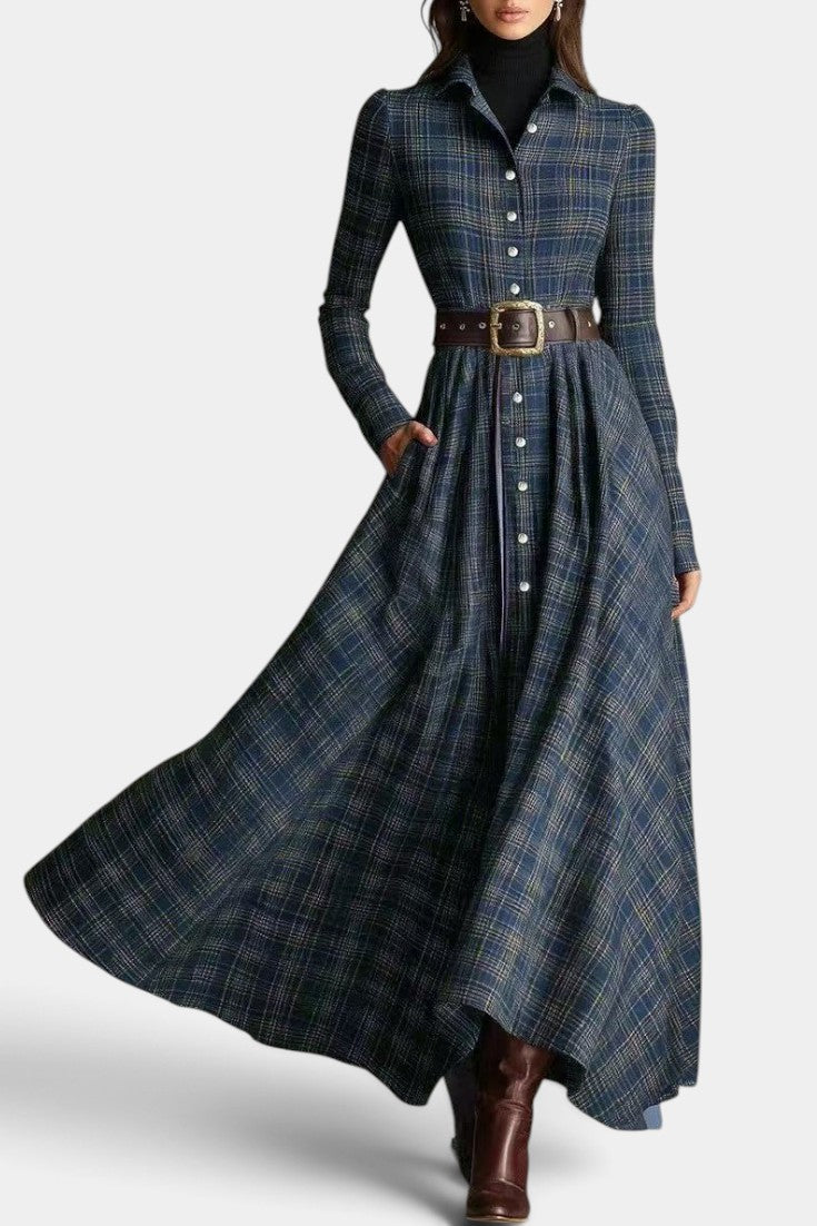 Aliette - Robe Longue à Carreaux, Boutons & Taille Ceinturée