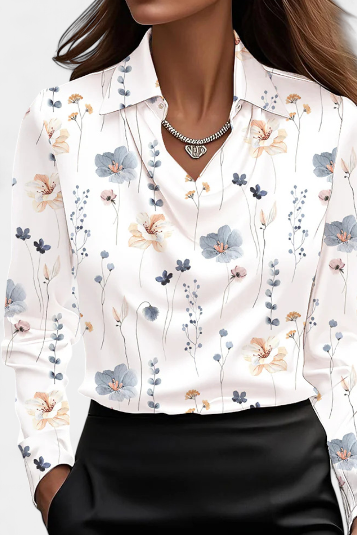 Dilnaz Blouse Satinée à Décolleté Cascade