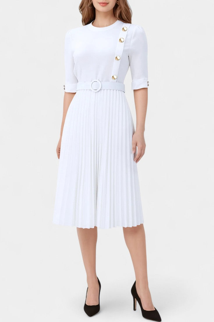 Zandie Robe Plissée Élégante à Boutons Décoratifs