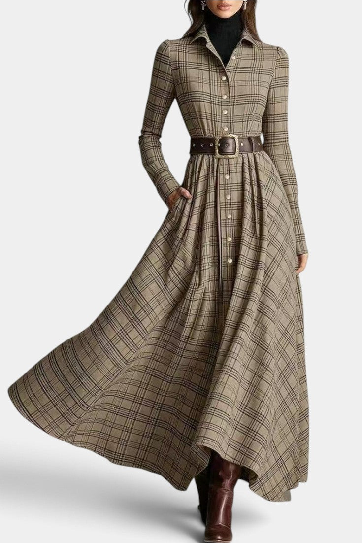 Aliette - Robe Longue à Carreaux, Boutons & Taille Ceinturée