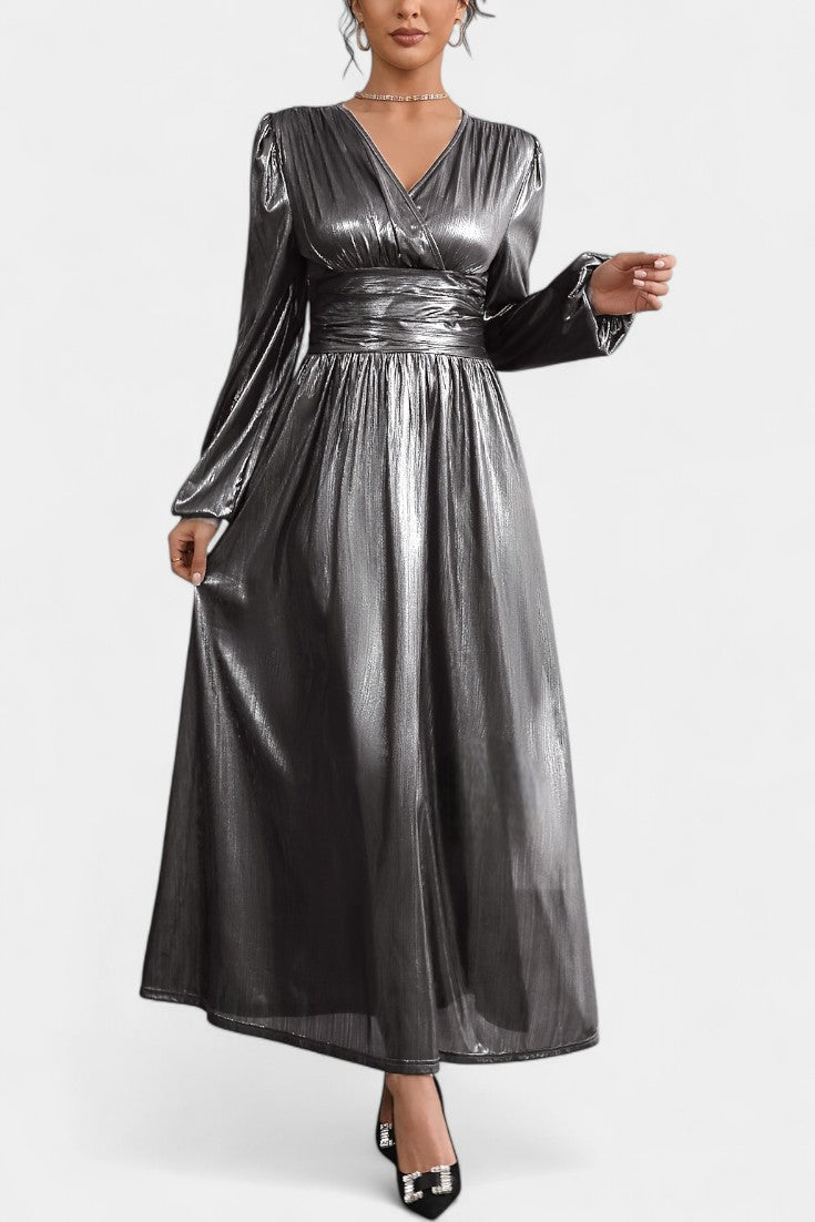 Faelyn Robe Plissée Brillante à Décolleté en V et Silhouette Fluide