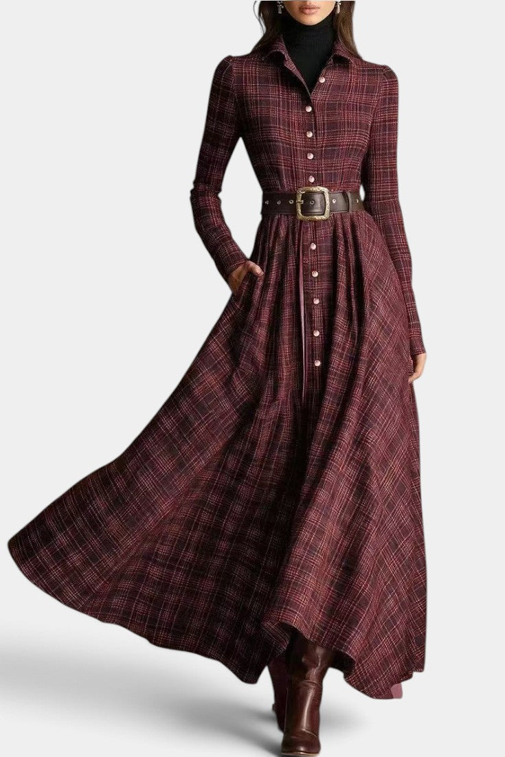 Aliette - Robe Longue à Carreaux, Boutons & Taille Ceinturée