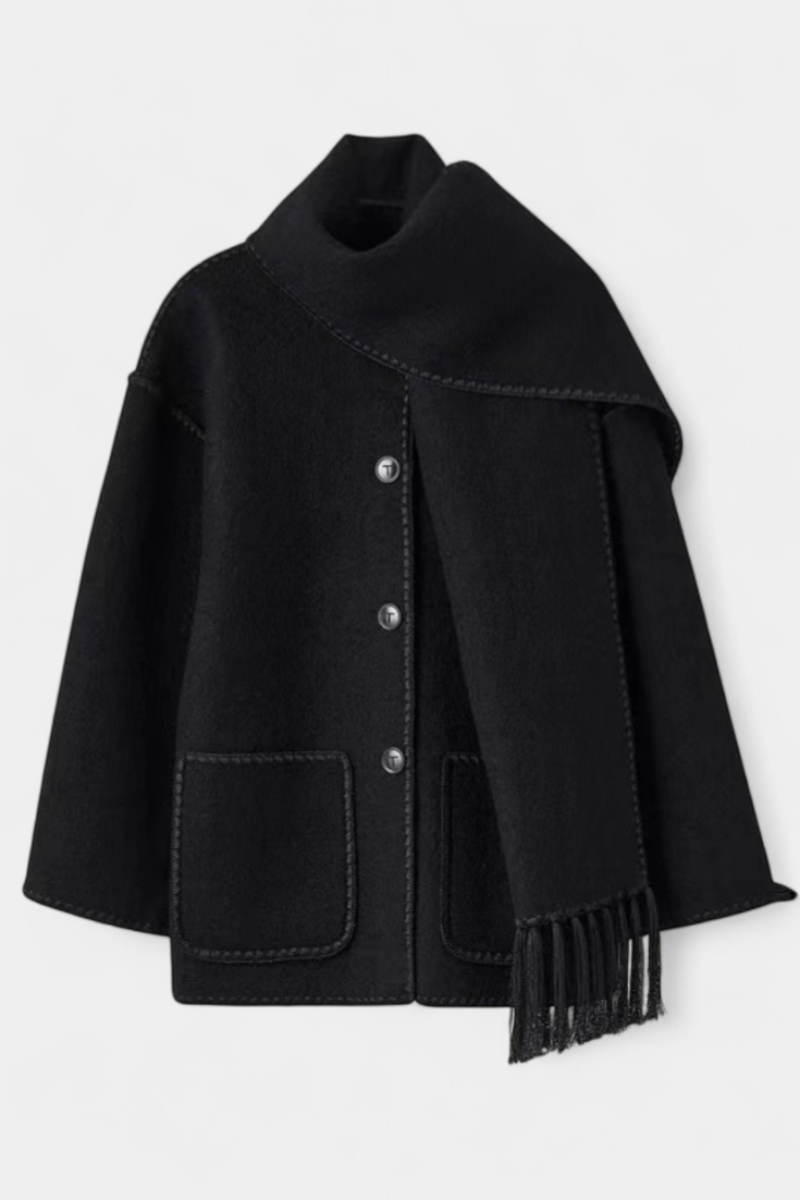 Pauline Manteau à Écharpe Intégrée et Silhouette Fluide