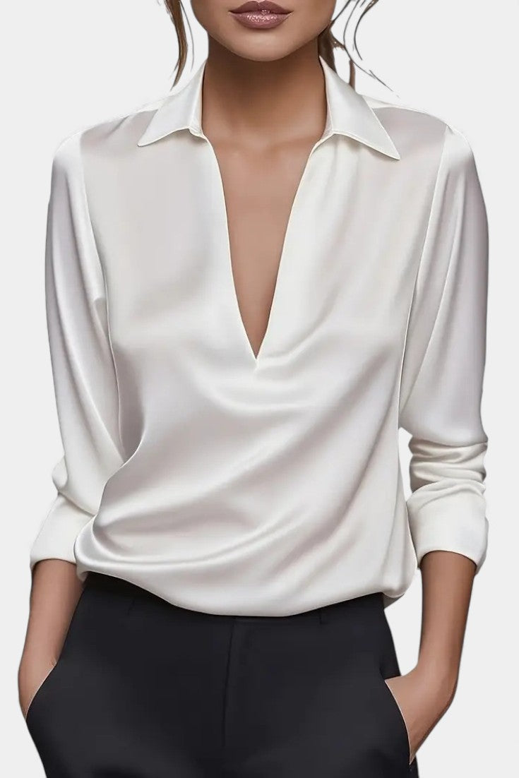 Aline Blouse en Satin Argenté à Décolleté Plongeant