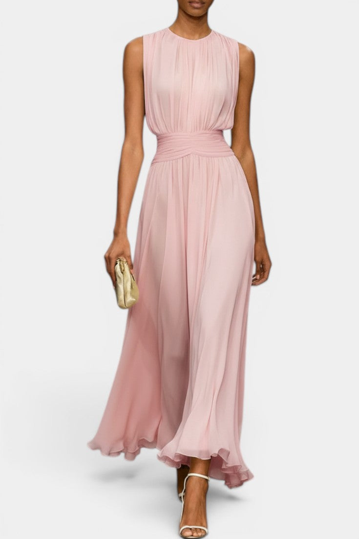 Briony Robe Longue Mousseline Plissée Col Rond Sans Manches Ceinture Drapée