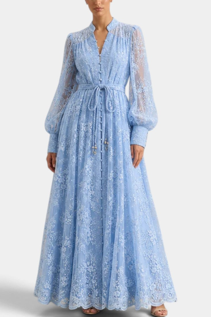 Robe longue plissée Mahaute Mélusine avec taille nouée et manches 3/4, tissu fluide et élégant, portée décontractée ou habillée
