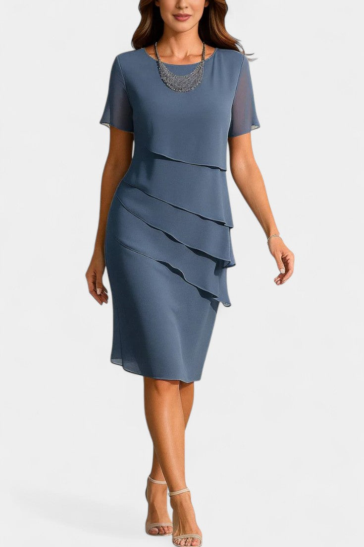 Mia Robe Sans Manches à Décolleté Carré avec Franges Décoratives