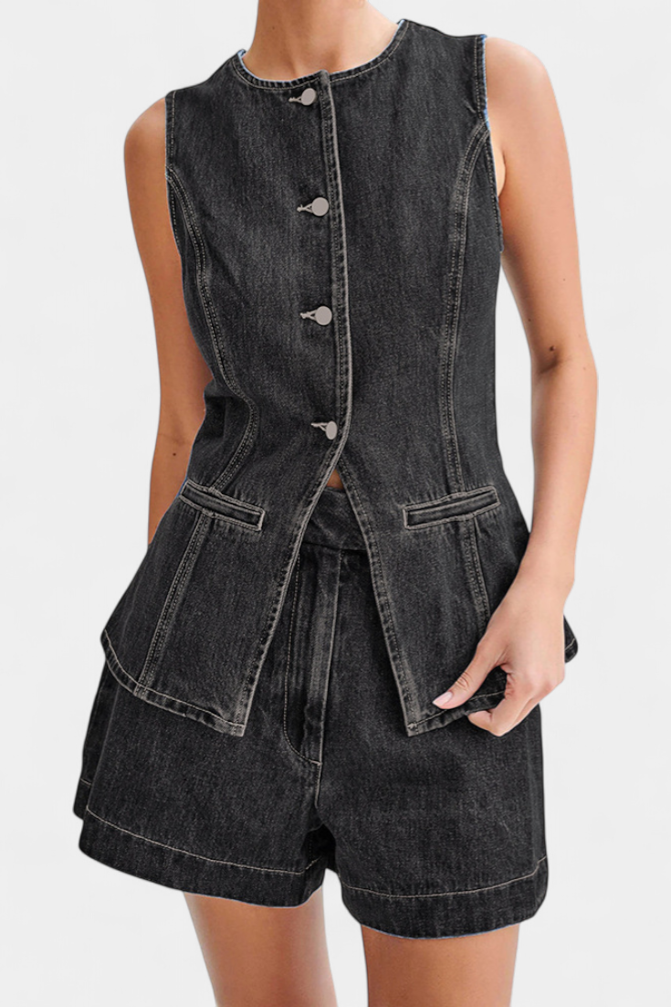 Raya Ensemble en Denim avec Gilet Sans Manches et Shorts Taille Haute