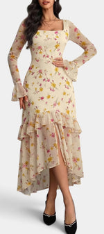 Robe longue Mahaute Brianda à imprimé floral, encolure carrée et volants, style asymétrique, élégante et féminine.