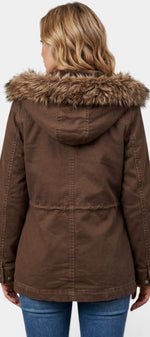 Parka mi-longue Mahaute Eirlys avec capuche en faux fourrure marron et taille ajustable, mode et chaude pour l'hiver.