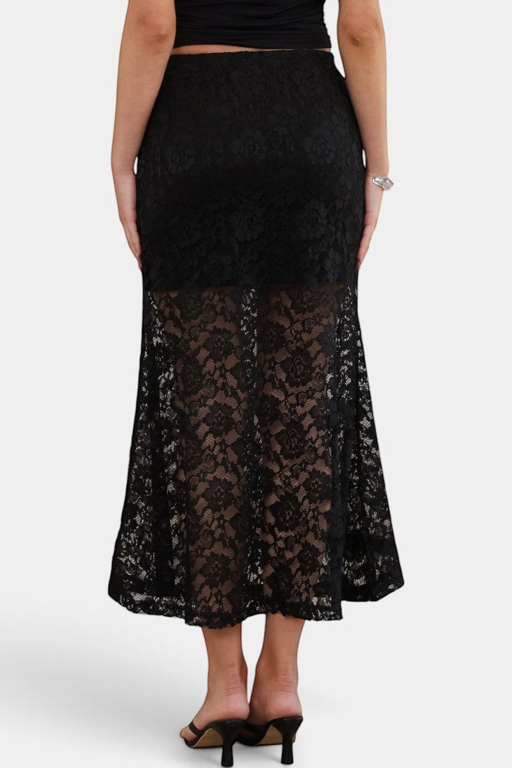 Jupe longue sirène en dentelle transparente noire de la marque Mahaute, avec détails délicats en dentelle.