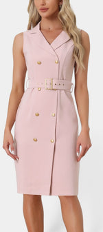 Robe mi-longue sans manches Mahaute style blazer avec ceinture, couleur rose, élégante et moderne, parfaite pour une tenue chic.
