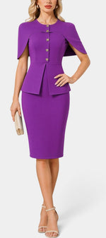 Robe mi-longue ajustée Mahaute Machteld avec manches cape, boutons dorés et couleur violette, vue de face.