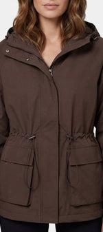 Veste parka Mahaute Solenza marron à capuche, taille ajustable et poches plaquées, vêtement d'extérieur chaud et pratique.