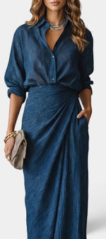 Ensemble Ziya Mahaute, chemise légère et jupe longue fluide bleu marine, vêtement féminin élégant et tendance.
